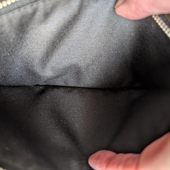 COACH PEYTON BLACK SIGNATURE SWINGPACK with POUCH - Picture 15 of 16